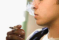 کاهش سن مصرف دخانیات در کشور به 10 سال