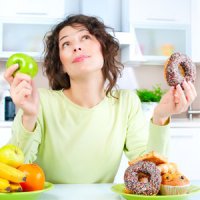 10 اشتباهی که هوس غذا خوردن را بیشتر میکند