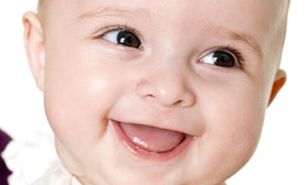 راز لبخند نوزادان تازه متولد شده چیست؟