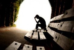 مرگ ناشی از خودکشی در افراد معتاد 15برابر افراد عادی است