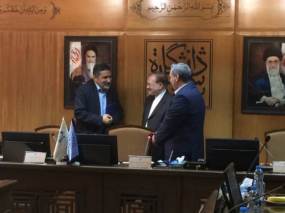 امضای قرارداد آزمایشگاه روانشناسی و فیزیولوژی دانشگاه شهید بهشتی با نیروگاه اتمي بوشهر