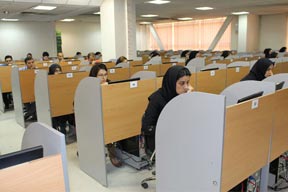 آزمون زبان وزارت بهداشت برای نخستین بار در کشور الکترونیکی برگزار مي شود