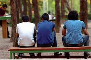 تجرد پسران ۲۰ تا ۴۴ساله/ مجردان وبال گردن دولت می‌شوند