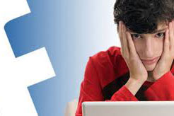 نوجوانانی که 5 ساعت به صفحات دیجیتالی نگاه می کنند افسرده تر هستند