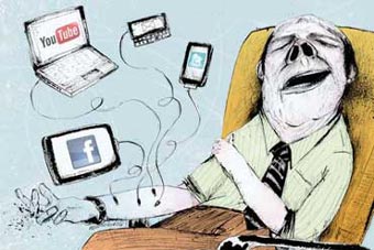 اعتیاد به اینترنت: علائم، علل و پیامدها/ مقاله