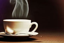 نوشیدن قهوه و چای داغ سرطان زا است!