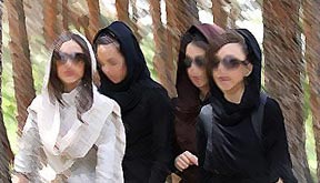 چرا دختران و پسران ایرانی ازدواج نمی کنند؟