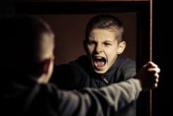 بازی با خون در نوجوانان؛ خشونت گرایی یا جلب توجه؟