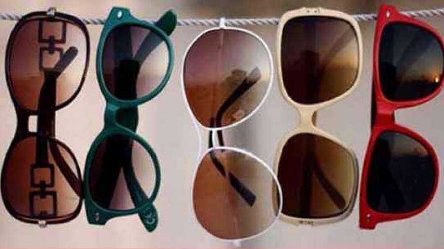 خطرات خرید عینک‌های آفتابی بدون تشخیص درمانی