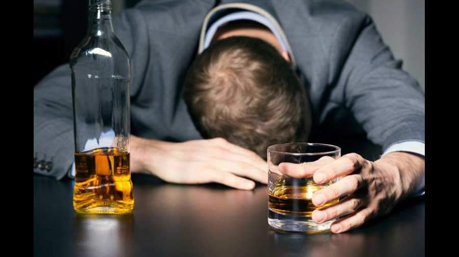 مصرف الکل و مواد مخدر رو به افزایش است