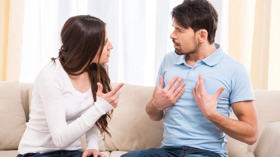 چگونه از همسرمان انتقاد کنیم که ناراحت نشود؟