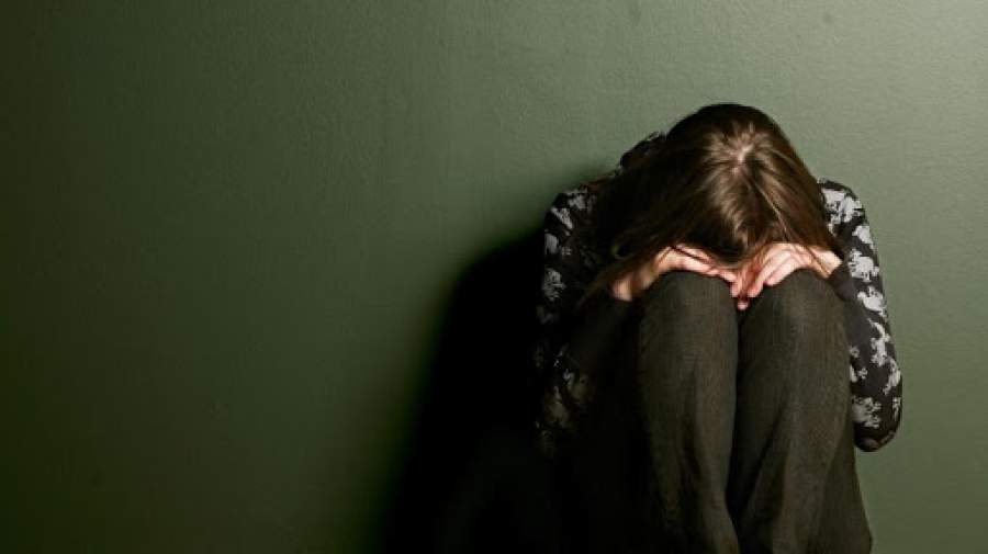 علائم افسردگی در زنان را بشناسیم