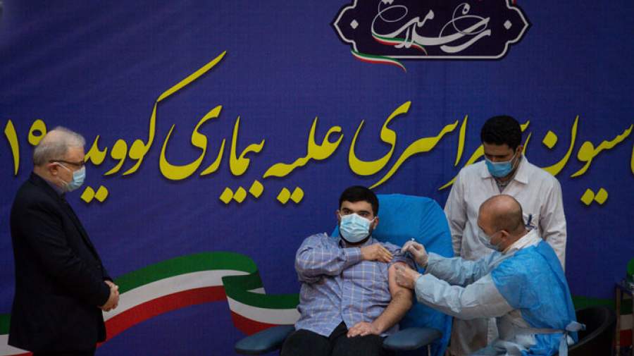 واکسیناسیون سراسری علیه کرونا در ایران آغاز شد+عکس