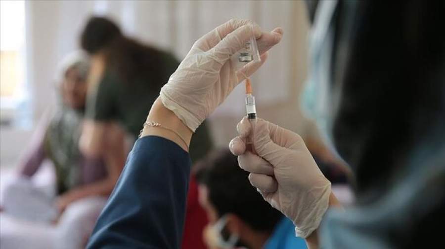 چند نفر در ایران پس از واکسن بستری یا فوت شده‌اند؟