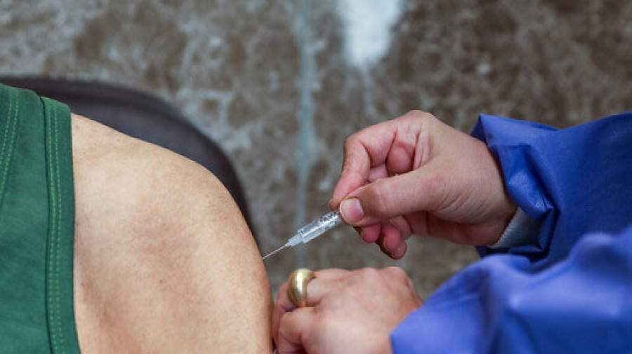 پاسخ وزارت بهداشت به چند پرسش پرتکرار درباره تزریق دوز دوم واکسن کرونا