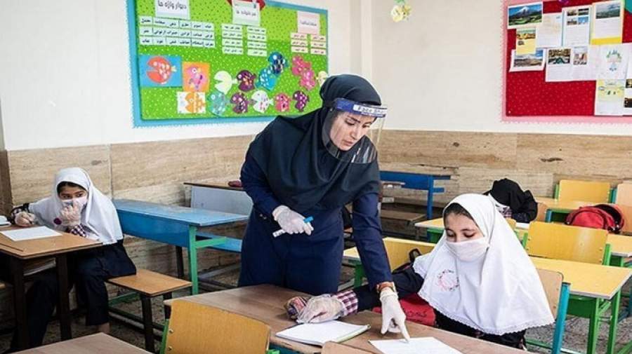 حقوق معلمان در ایران چقدر است؟/ آخرین اخبار از طرح رتبه‌بندی معلمان
